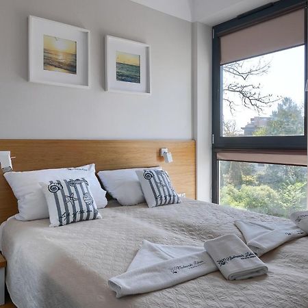 Apartament Z Widokiem Na Morze - Nadmorski Luksus Apartamenty 尤斯托尼莫斯基 外观 照片