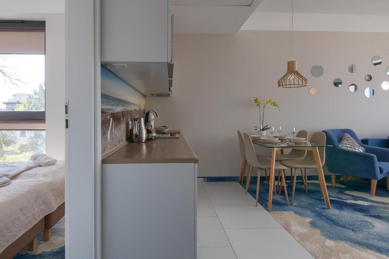Apartament Z Widokiem Na Morze - Nadmorski Luksus Apartamenty 尤斯托尼莫斯基 外观 照片