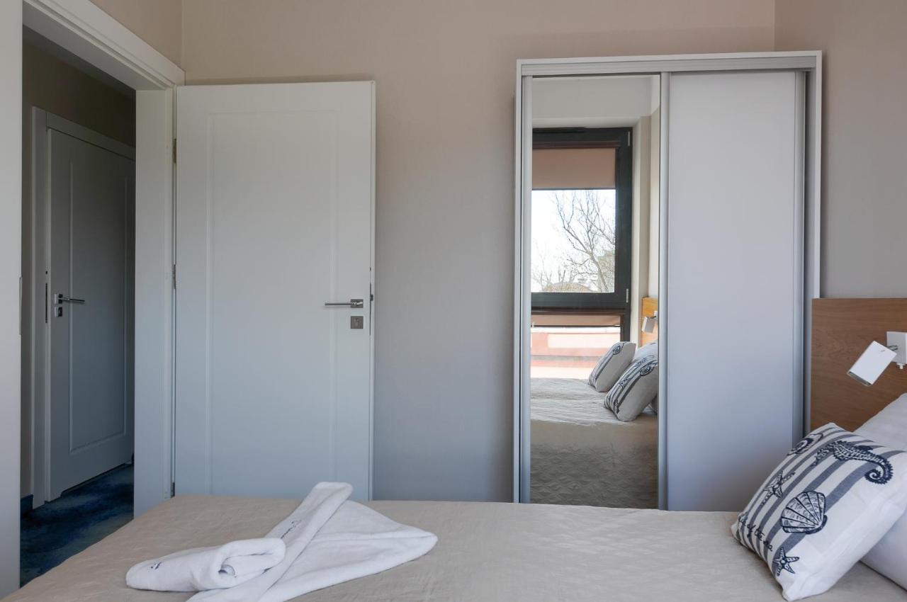 Apartament Z Widokiem Na Morze - Nadmorski Luksus Apartamenty 尤斯托尼莫斯基 外观 照片